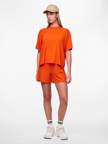 PIECES T-Shirt 'KYLIE' in Rot