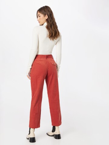 Lovechild 1979 Regular Trousers with creases 'Coppola' in Orange