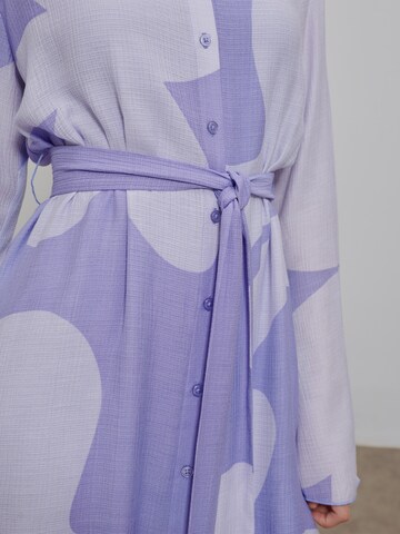 Abito camicia 'Golden Leaf' di florence by mills exclusive for ABOUT YOU in lilla