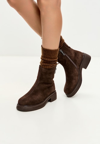 CESARE GASPARI Bootie in Brown