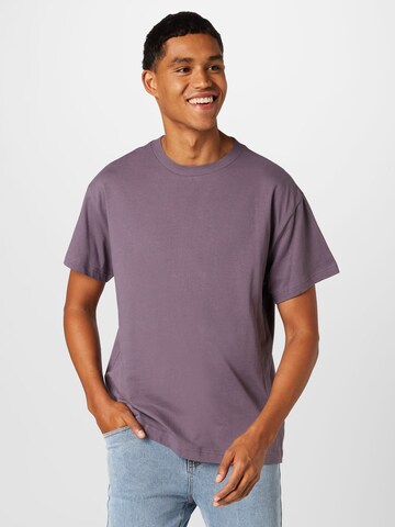T-Shirt WEEKDAY en violet : devant