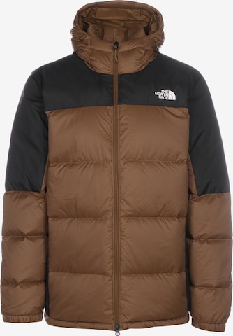 THE NORTH FACE Regular fit Outdoor jacket in Green: front