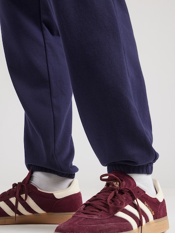 GAP Tapered Byxa i blå