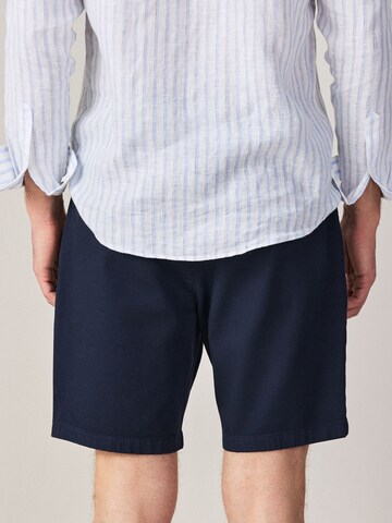 Next Regularen Chino hlače | modra barva