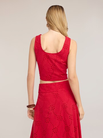 Haut MOTIVI en rouge