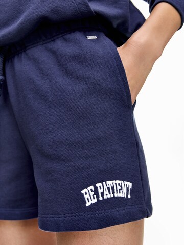 Pull&Bear Regular Broek in Blauw