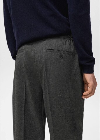 MANGO MAN Regular Pleat-Front Pants 'Piedra' in Grey