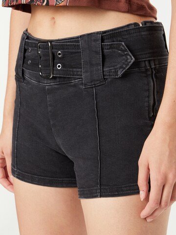 BDG Urban Outfitters Skinny Shorts 'MISSY' in Schwarz