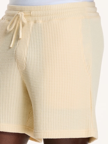 Shiwi - regular Pantalón 'OSCAR' en beige