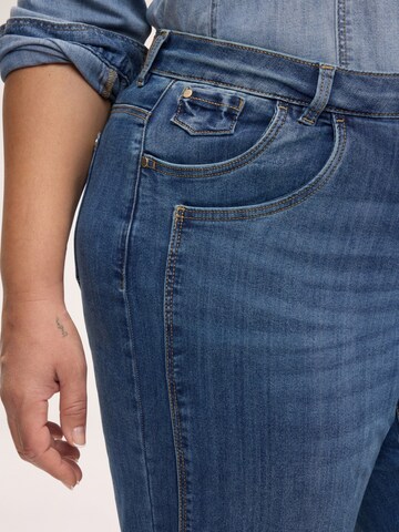 regular Jeans di Fiorella Rubino in blu