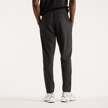 new balance Pants in Black