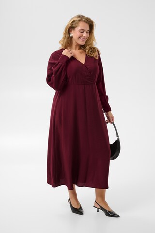 KAFFE CURVE - Vestido 'Neela' em vermelho