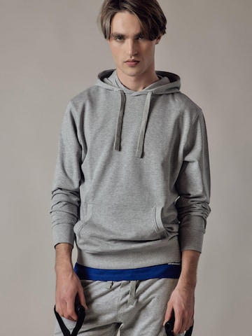 Sweat-shirt 'Felpa con Cappuccio' OWN Off With Nature en gris : devant