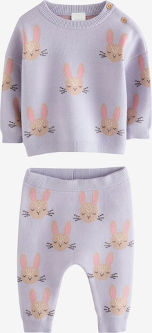 Next Setti värissä lila: etupuoli