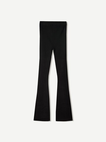 Bershka Flared Leggings in Schwarz