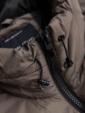 Veste d’hiver Ombre en marron