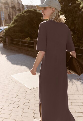 STREET ONE Kleid in Braun