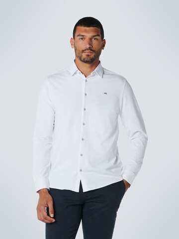 Coupe regular Chemise No Excess en blanc : devant