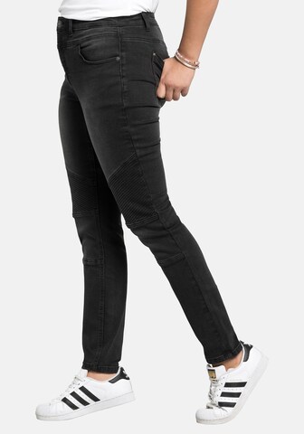 SHEEGO Slimfit Jeans i svart