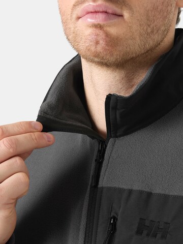 Veste en polaire fonctionnelle 'DAYBREAKER' HELLY HANSEN en gris