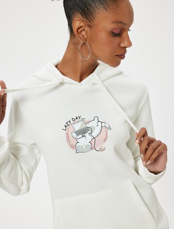 Koton Sweatshirt in White
