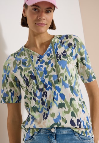 Tricou de la CECIL pe bej: față
