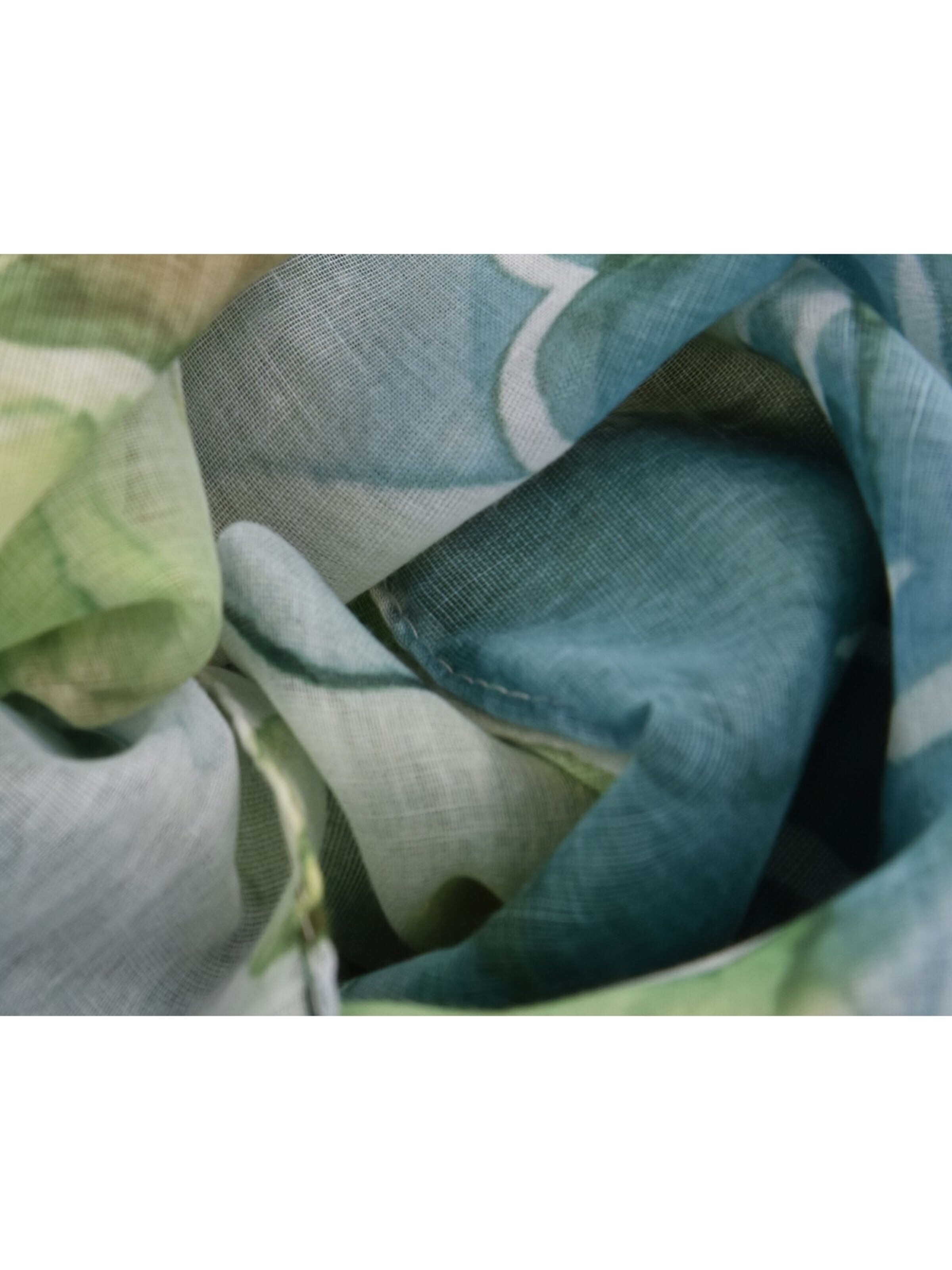 styleBREAKER Loop scarf 'Aquarell Loop Floral' in Green