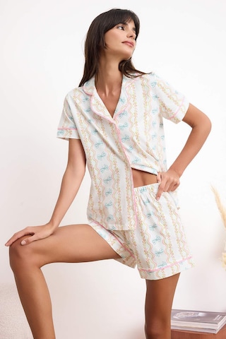 Trendyol - Pijama de pantalón corto en Mezcla de colores