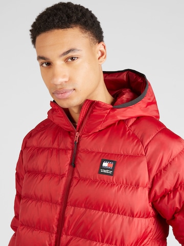 Tommy Jeans Winterjas in Rood