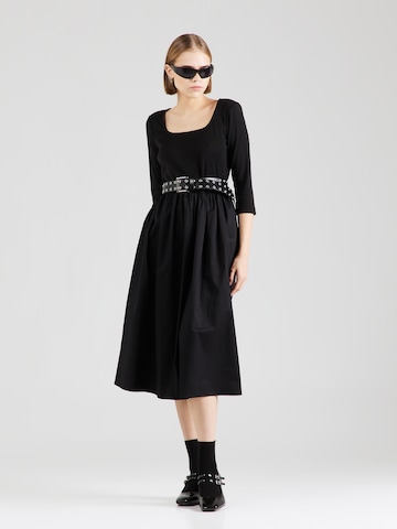 Robe 'NAOMI' NÜMPH en noir