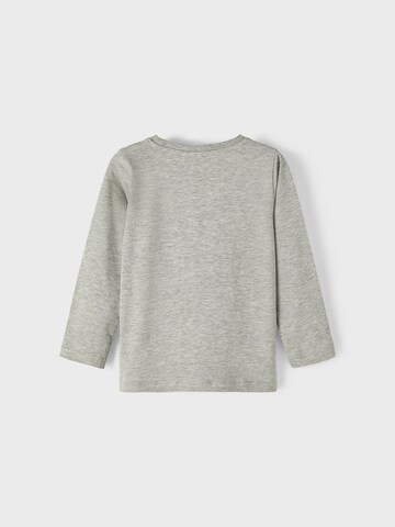 T-Shirt 'Jurrasic Park' NAME IT en gris