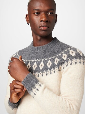 NOWADAYS Sweater in Beige