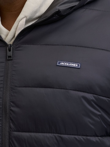 Giacca invernale di JACK & JONES in nero