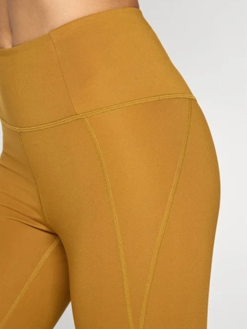 Girlfriend Collective Skinny Leggings in Bruin