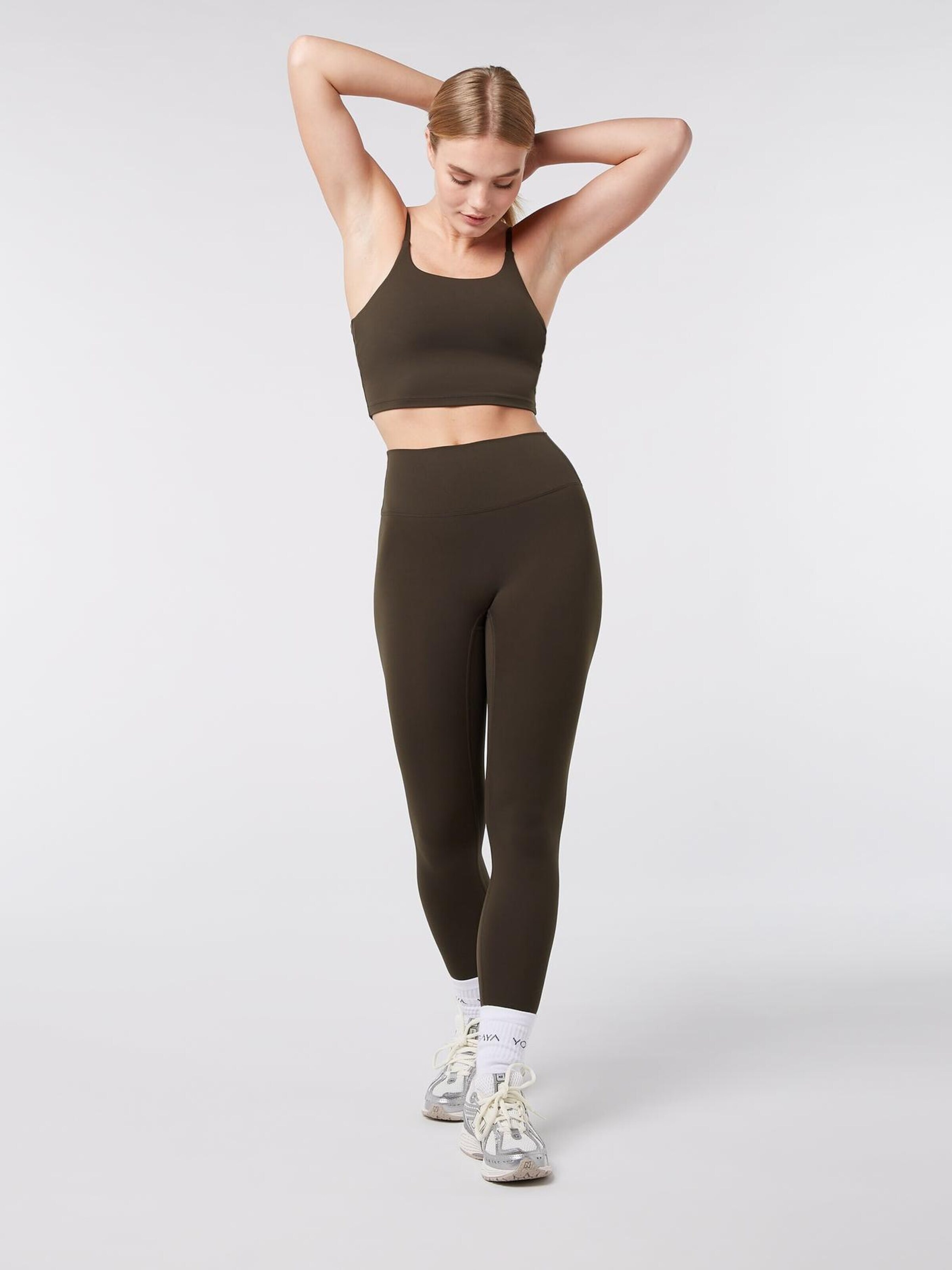 YO-GAYA Skinny Leggings in Bruin: voorkant