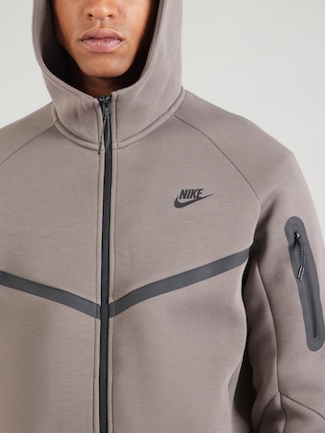 pelēks Nike Sportswear Sportiska jaka 'Tech Fleece'
