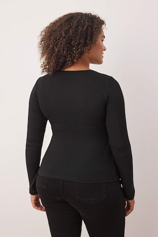 T-shirt Trendyol Curve en noir