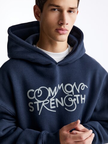 Sweat-shirt Pull&Bear en bleu