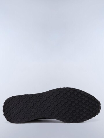 NAPAPIJRI Sneakers laag in Zwart