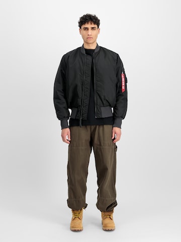 Veste mi-saison 'MA-1 Distressed' ALPHA INDUSTRIES en noir : devant