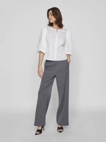 VILA Wide leg Pleat-front trousers 'Varone' in Grey
