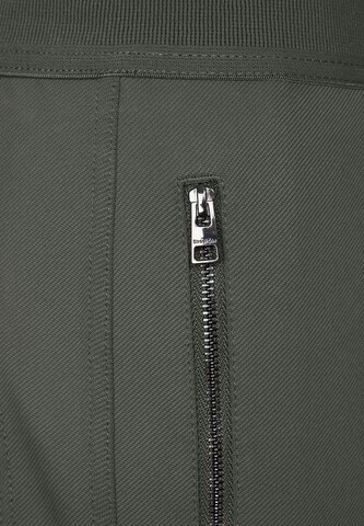 STREET ONE Slim fit Pants in Green