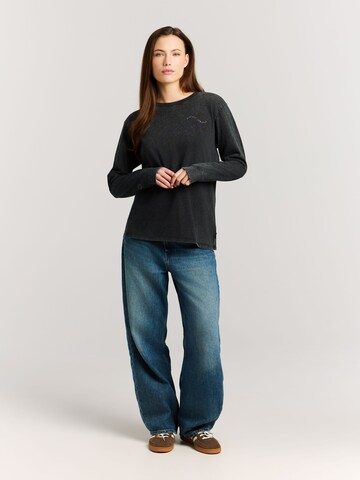 PROTEST Shirt 'PRTShara' in Schwarz