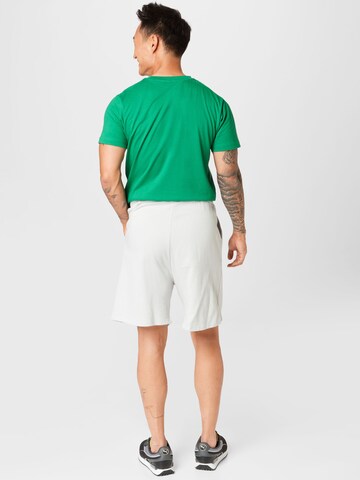 NU-IN Regular Shorts in Grau