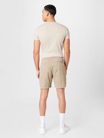 Abercrombie & Fitch Regular Shorts in Braun