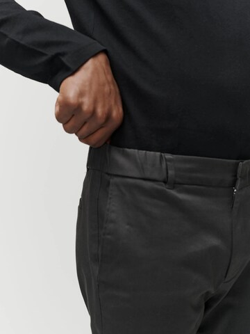 SANVT Regular Chinohose 'The Heavyweight Chino'‌‌‌‌‌‌‌‌ in Grau