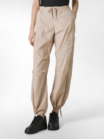 DEHA Tapered Cargo trousers in Beige: front
