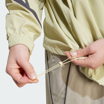 Veste outdoor 'Disney National Geographic' ADIDAS TERREX en jaune