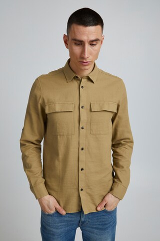 11 Project Regular fit Button Up Shirt in Beige: front