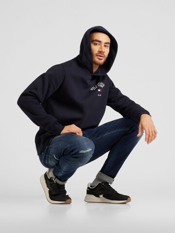 TOMMY HILFIGER Sweatshirt 'Arched Varsity' in Blue